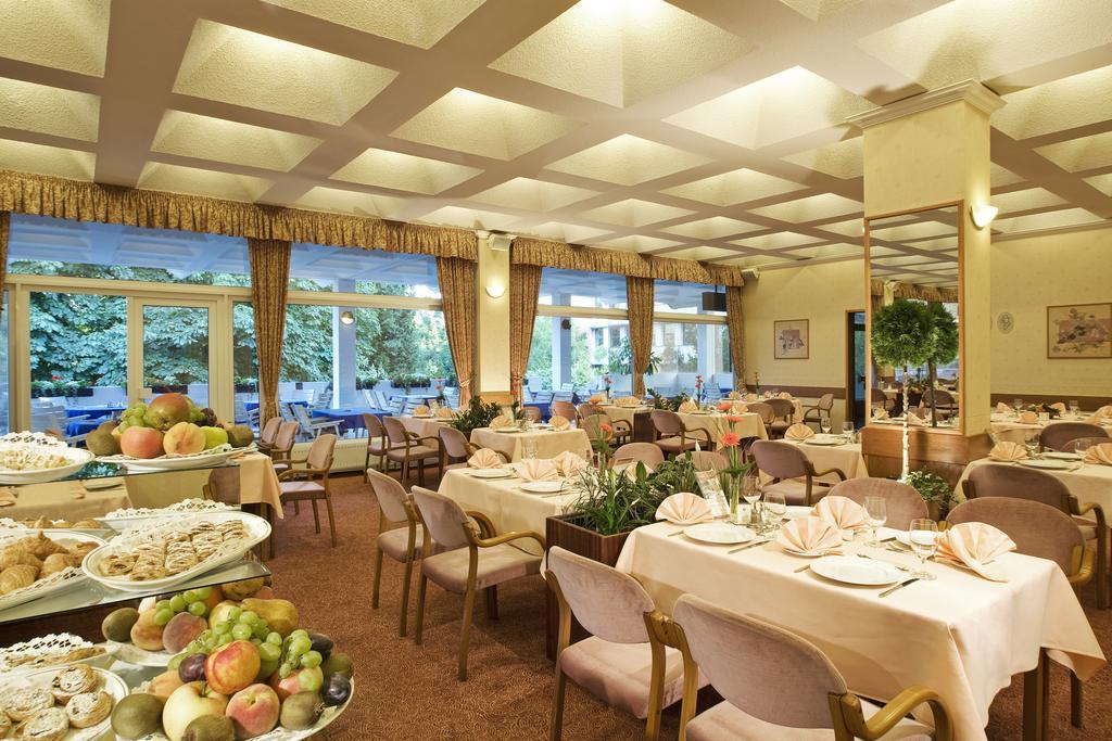Hotel Patria เปตช์ ร้านอาหาร รูปภาพ